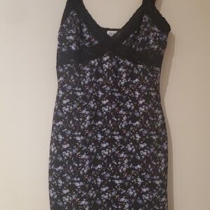 Floral Lace Nightdress in Black and Blue